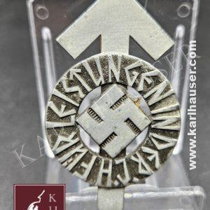 HJ Leistungsabzeichen in Silber - Herstellers RZM M 1/34