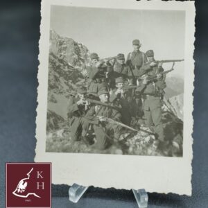Picture of german mountain troop soldiers in ww2