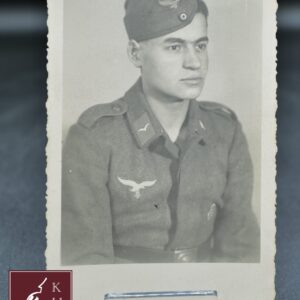Portrait postcard  of a german Luftwaffe soldier in ww2