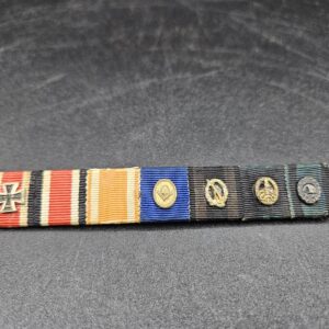 Bandspange eines Veteranen des  2 Weltkriegs  - mit bandenkampfabzeichen
