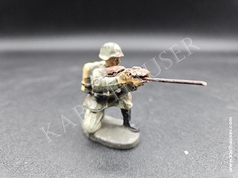 Art.  elastolin-soldat-kniend-richtig-schiessend