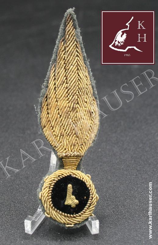 Art.  fregio-da-berretto-per-4-granatieri-di-sardegna-ww2-italian-cap-badge