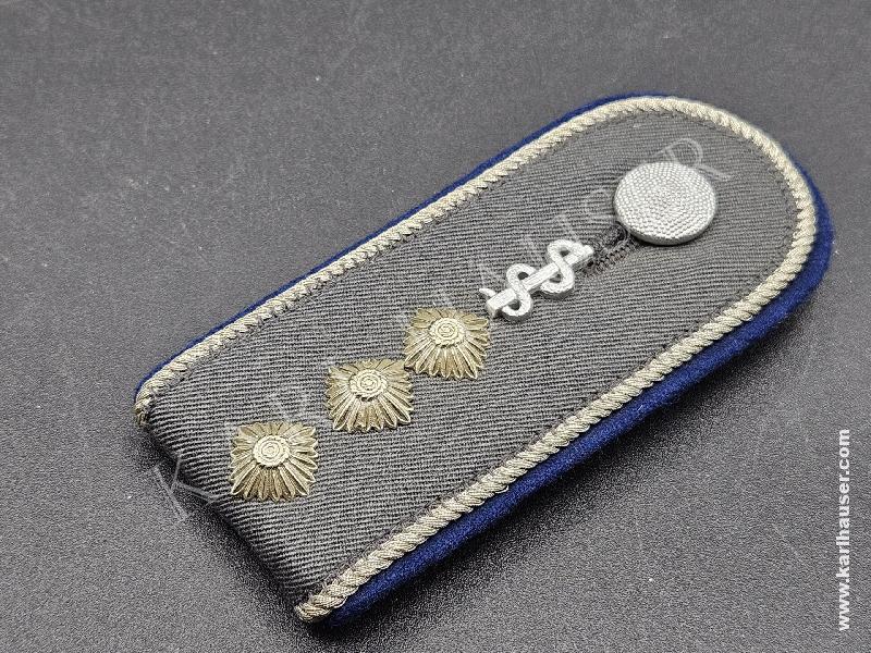 Art.  german-post-war-single-shoulder-board