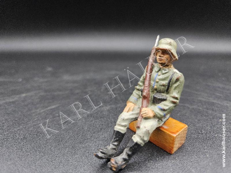 Art.  german-toy-soldier-to-be-mounted-on-vehicles