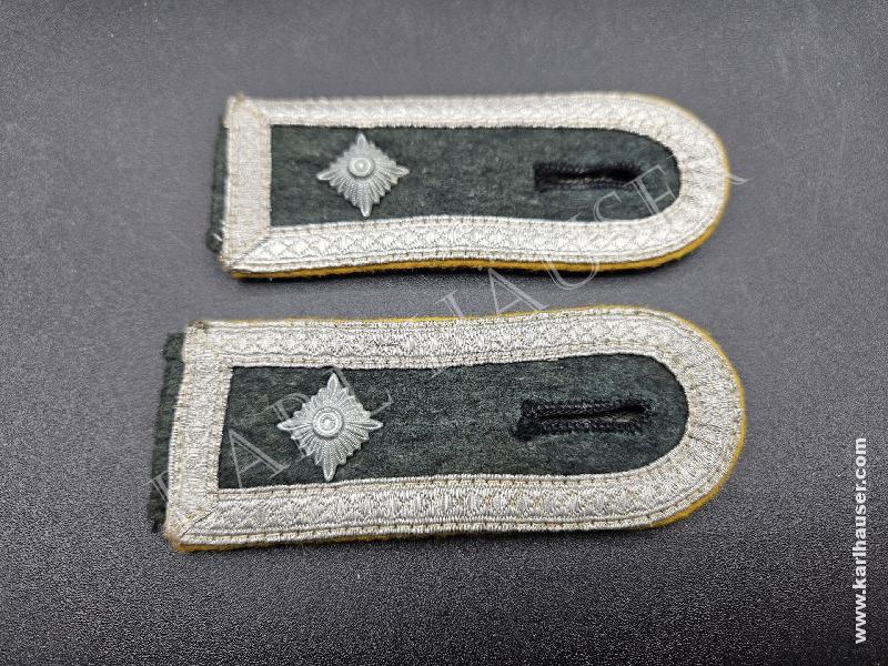 Art.  heer-paar-schulterklappen-fur-einen-feldwebel-der-kavalerie