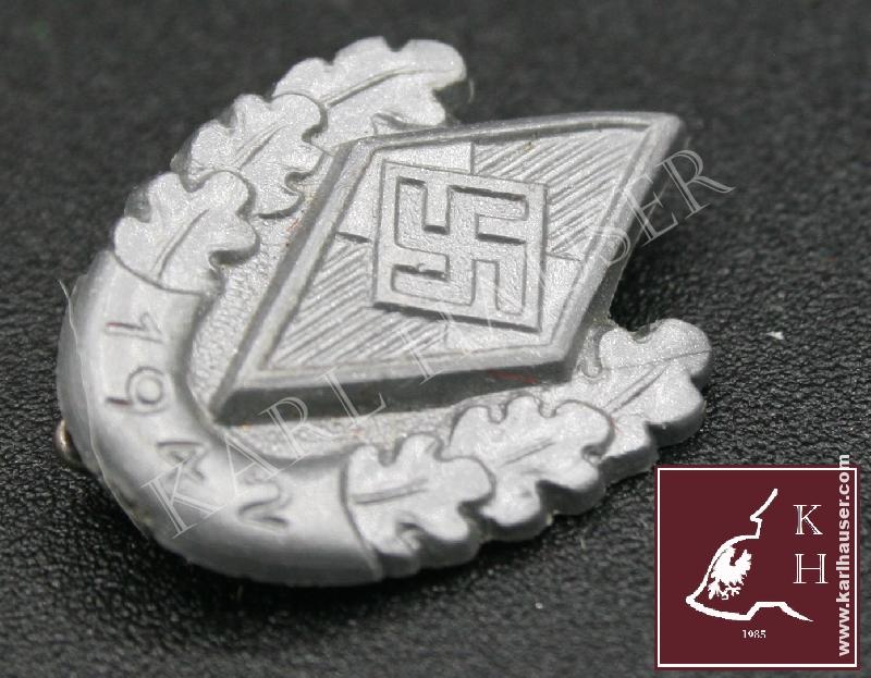 Art.  hitler-jugend-siegernadel-1942