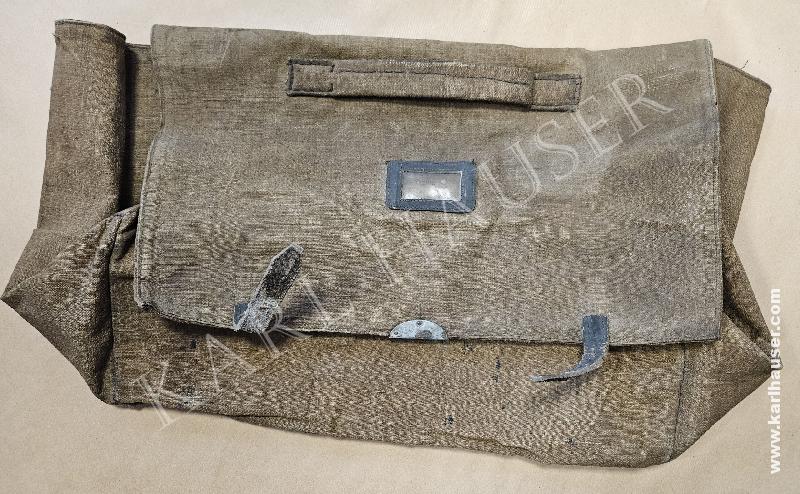 Art.  italian-royal-army-officer-suitcase