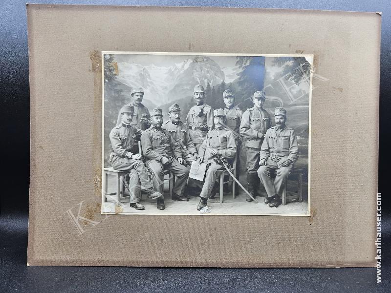 Art.  large-group-photo-of-austriann-soldiers-in-ww1