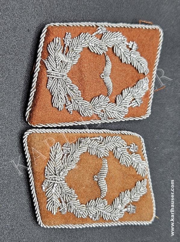 Art.  luftwaffe-paar-kragenspiegel-fur-einen-major-der-luftnachrichten