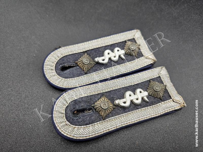 Art.  luftwaffe-paar-schulterklappen-fur-einen-oberfeldwebel-sanitater
