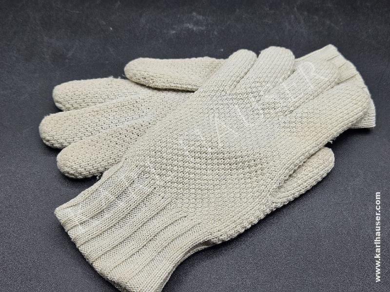 Art.  paar-handschuhe-fur-mannschaften-und-unteroffiziere-weiss-wolle