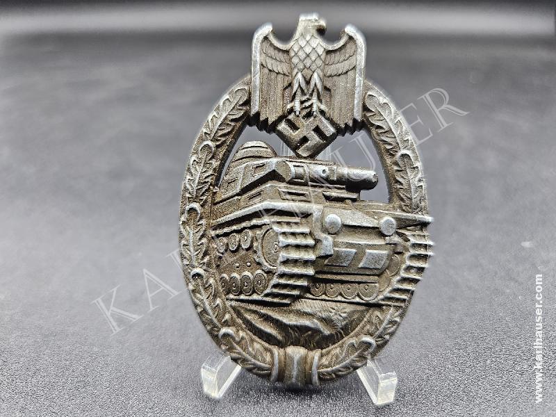 Art.  panzerkampfabzeichen-in-bronze-tank-assault-badge