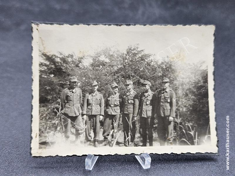 Art.  picture-of-a-group-of-german-soldiers