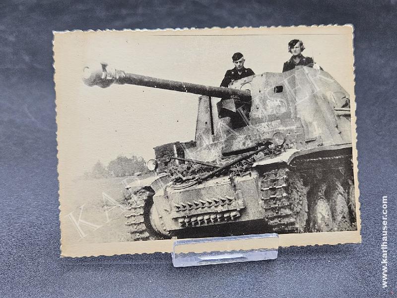 Art.  picture-of-tanks