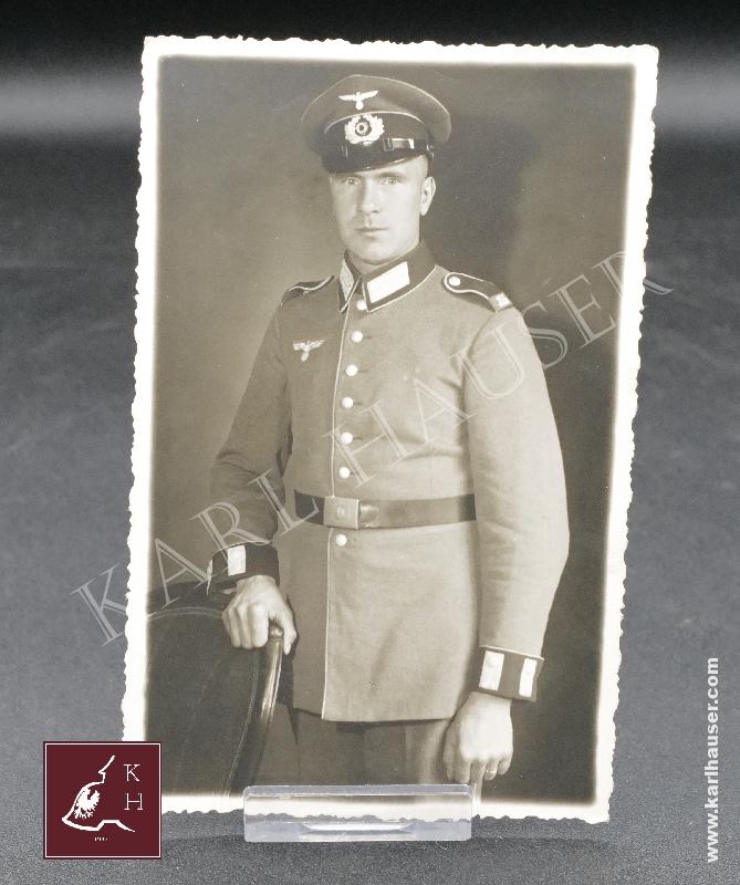 Art.  portrait-of-a-german-nco-with-waffenrock