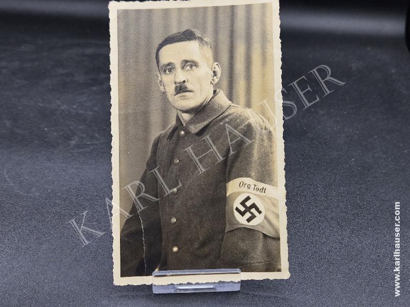 Art.  portrait-of-a-org-todt-worker