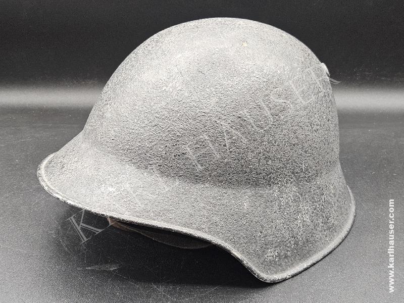 Art.  swiss-army-helmet