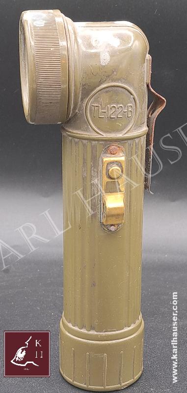 Art.  tl-122-b-lamp-us-army-ww2