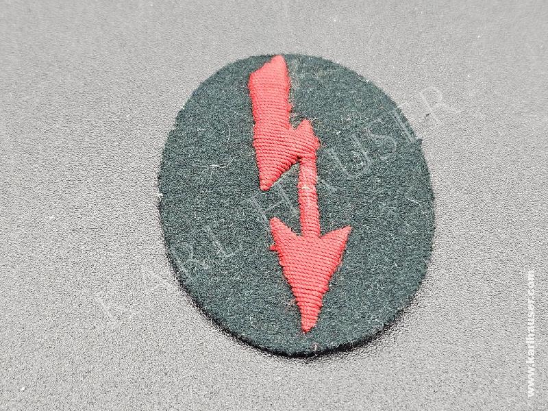 Art.  wehrmacht-heer-armelabzeichen-funker-artillerie