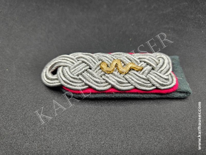 Art.  wehrmacht-heer-einzel-schulterstucke-fur-einen-major-veterinar