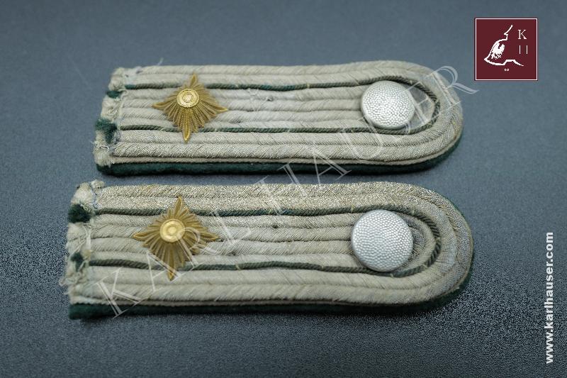 Art.  wehrmacht-heer-paar-schulterstucke-fur-einen-zahlmeister