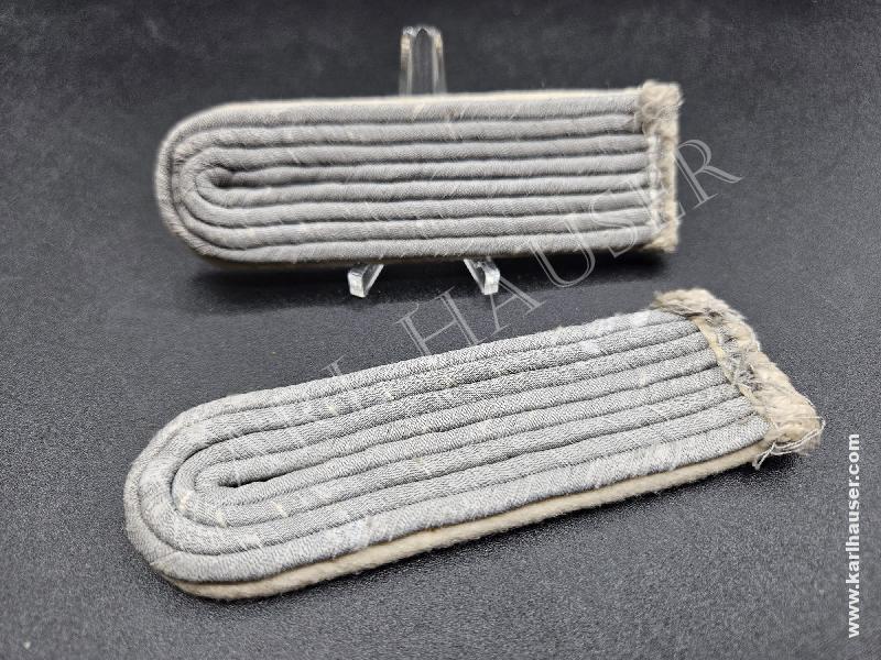 Art.  wehrmacht-paar-schulterstucke-leutnant-infanterie