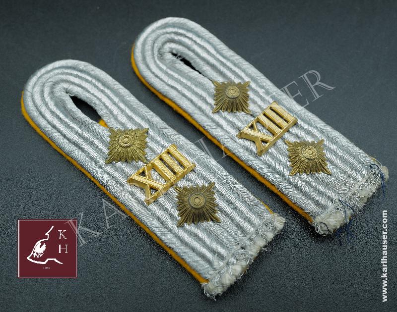 Art.  wehrmacht-paar-schulterstucke-rittmeister-wehrkreis-xiii