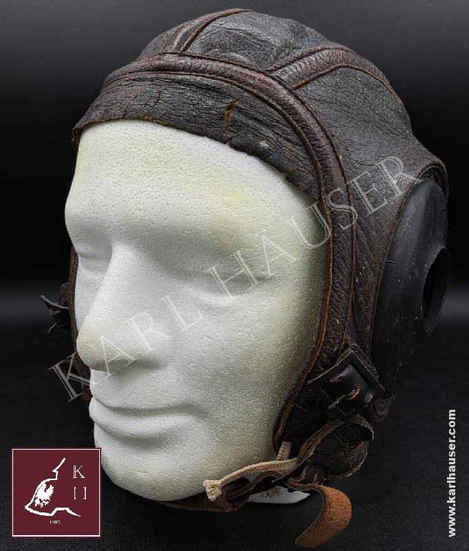 Art.  ww2-leather-flight-helmet